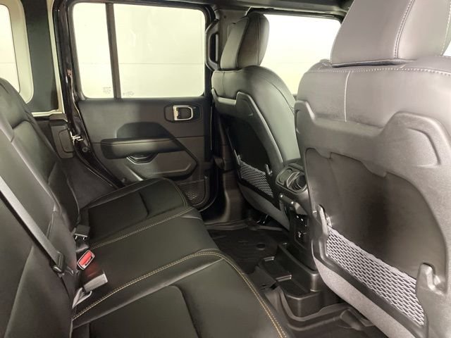 New 2025 Black Clear-Coat Exterior Paint Jeep Rubicon 392 image 17