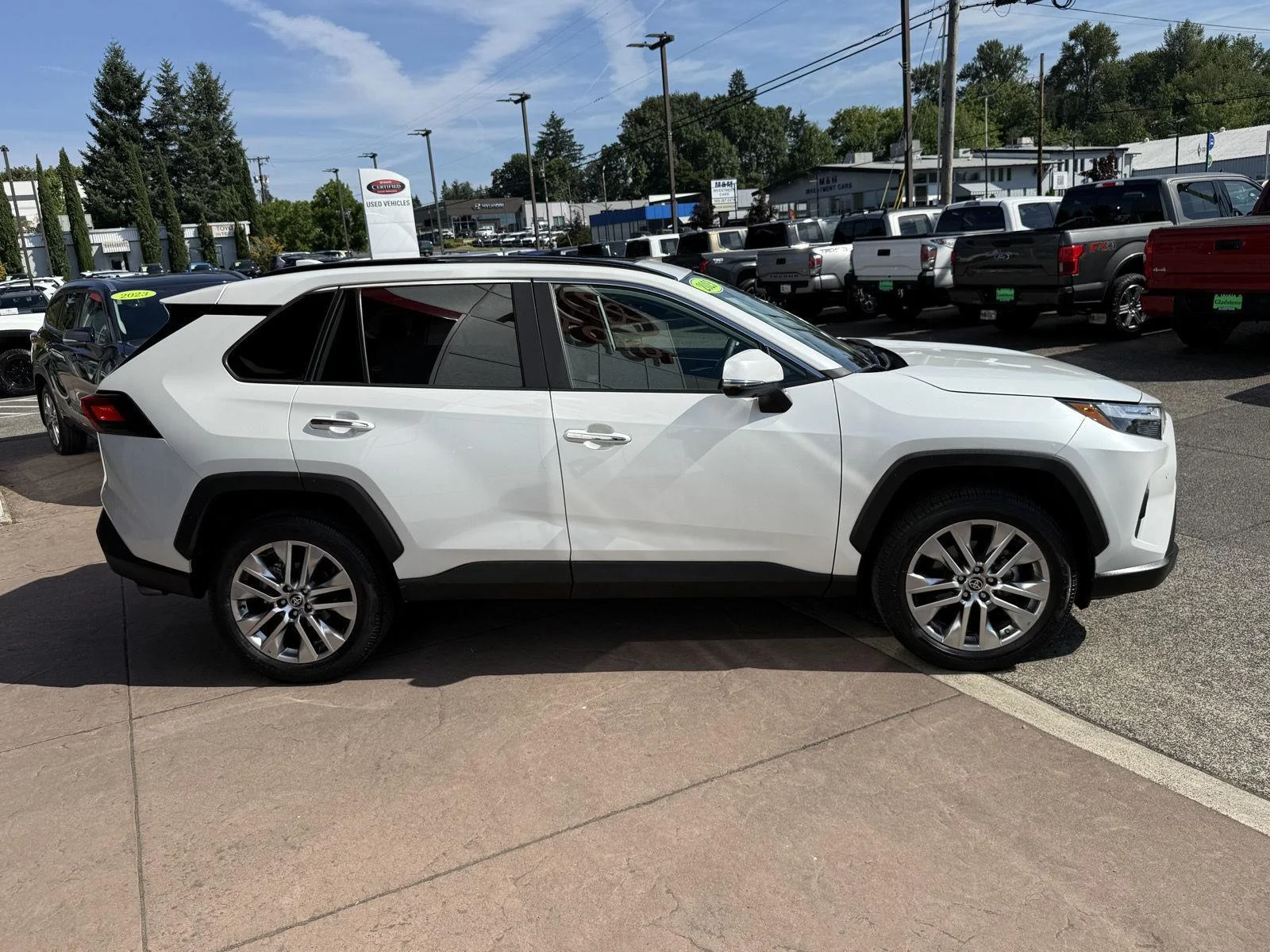 Used 2023 Wind Chill Pearl Toyota Limited image 7