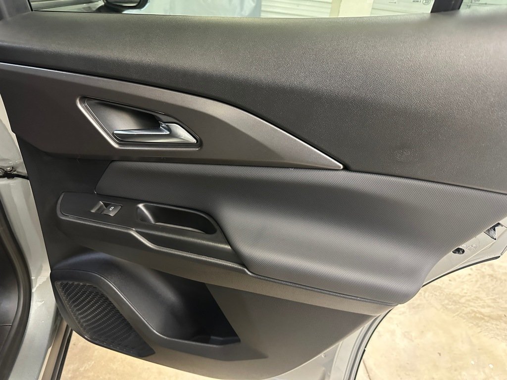 Used 2025 Sterling Gray Metallic Chevrolet LT image 28
