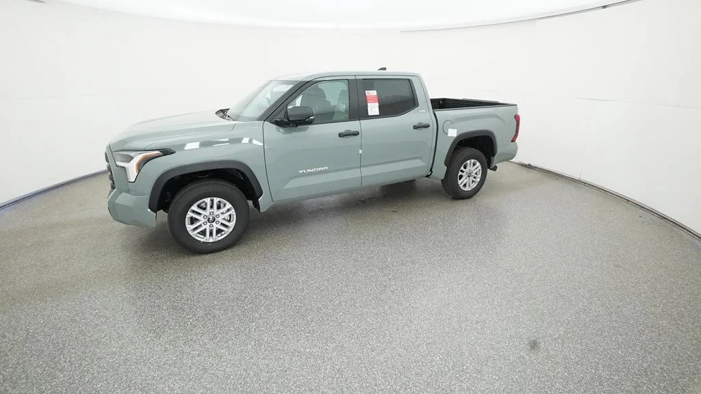 2025 Toyota Tundra SR5 - Photo 12