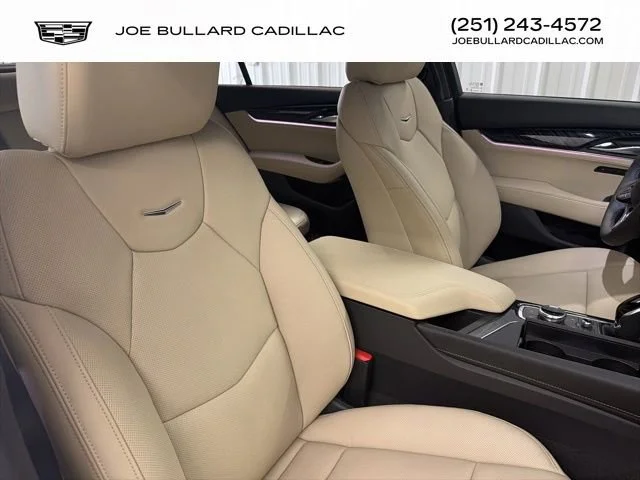 New 2026 Vibrant White Tricoat Cadillac Premium Luxury image 20