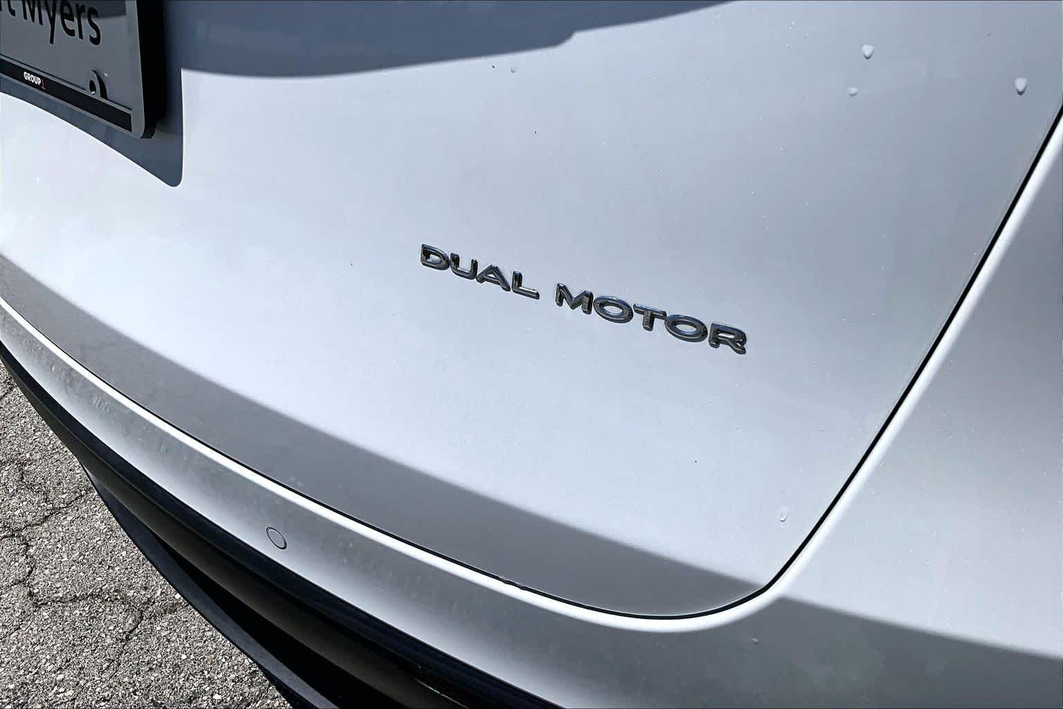 Used 2021 Pearl White Multi-Coat Tesla Long Range image 9