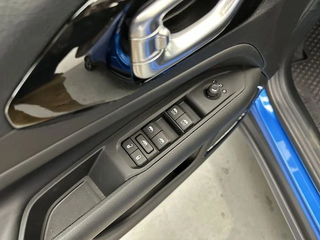 New 2026 Hydro Blue Pearl-Coat Exterior Paint Jeep Trailhawk image 17