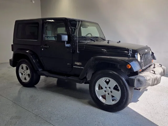 Used 2007 Black Jeep Sahara image 2