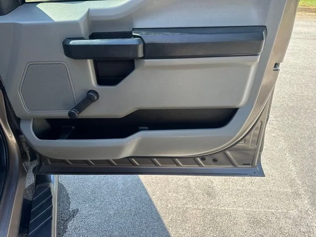 Used 2019 Gray Ford XL image 9
