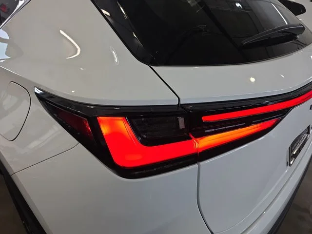 2026 Lexus NX 450h+ Luxury - Photo 33