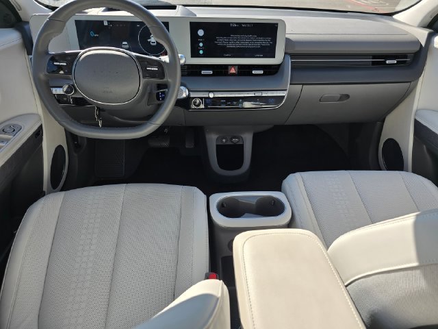 2024 Hyundai IONIQ 5 Limited - Photo 18