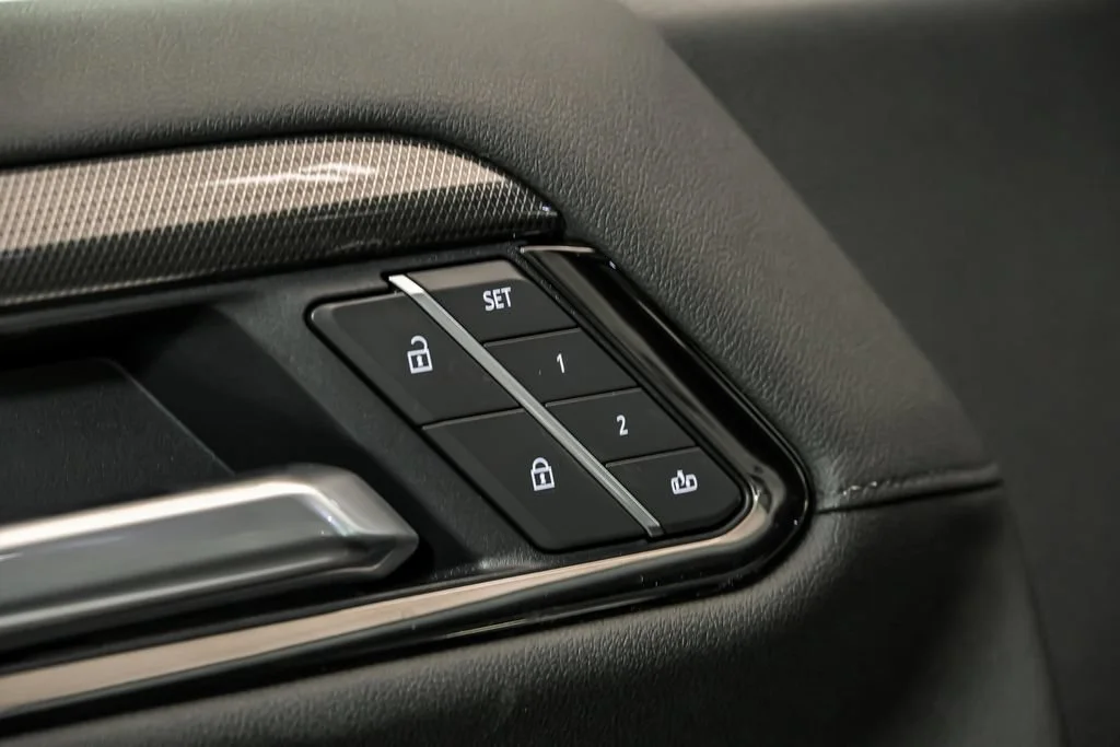 2026 GMC Sierra 1500 AT4 - Photo 6