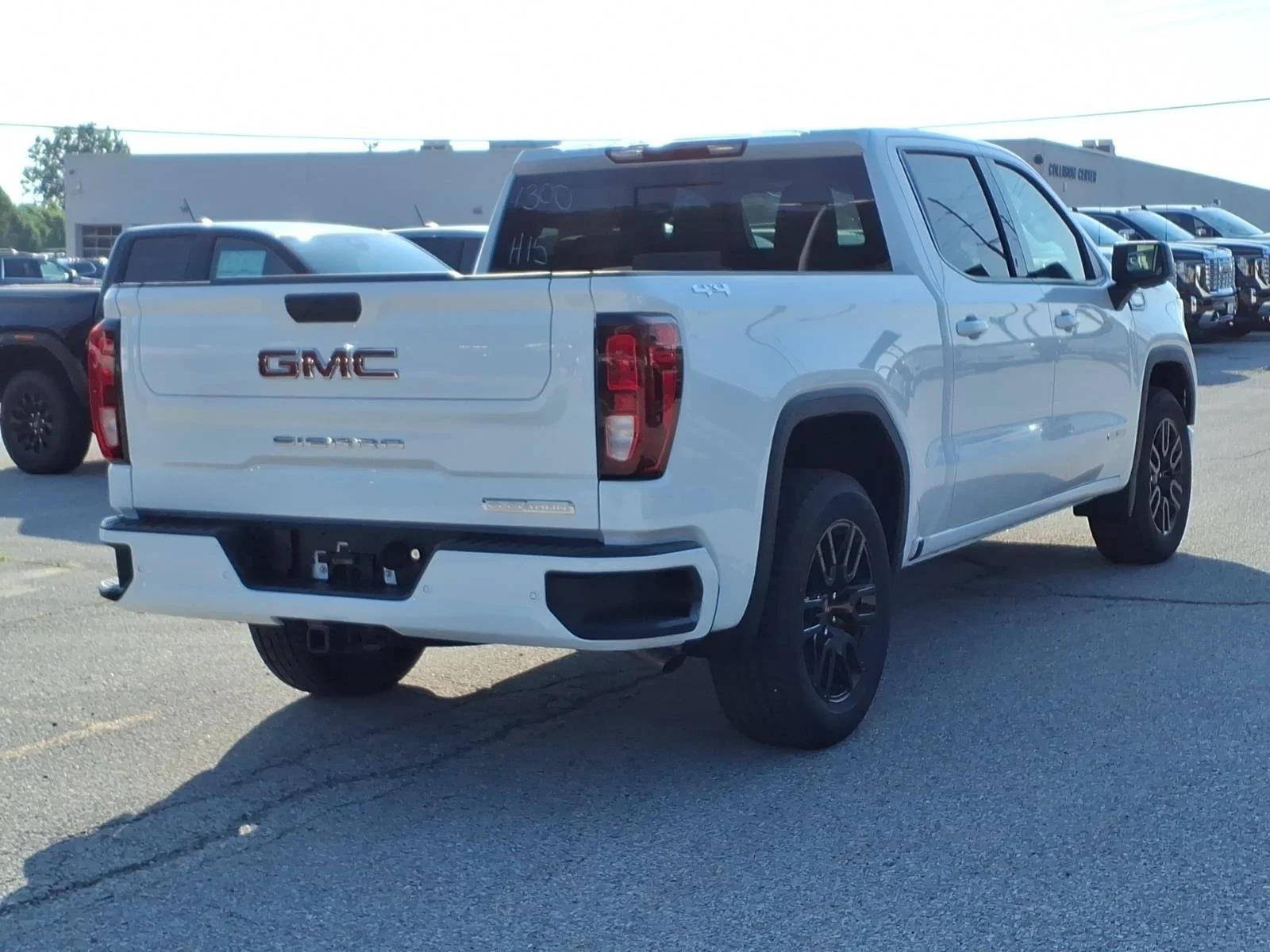 2026 GMC Sierra 1500 Elevation - Photo 17