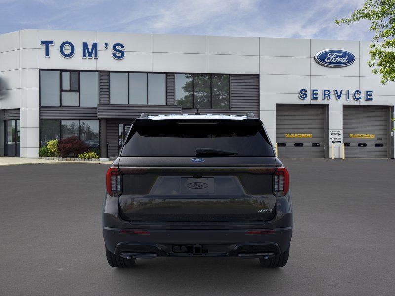 View vehicle photo 5