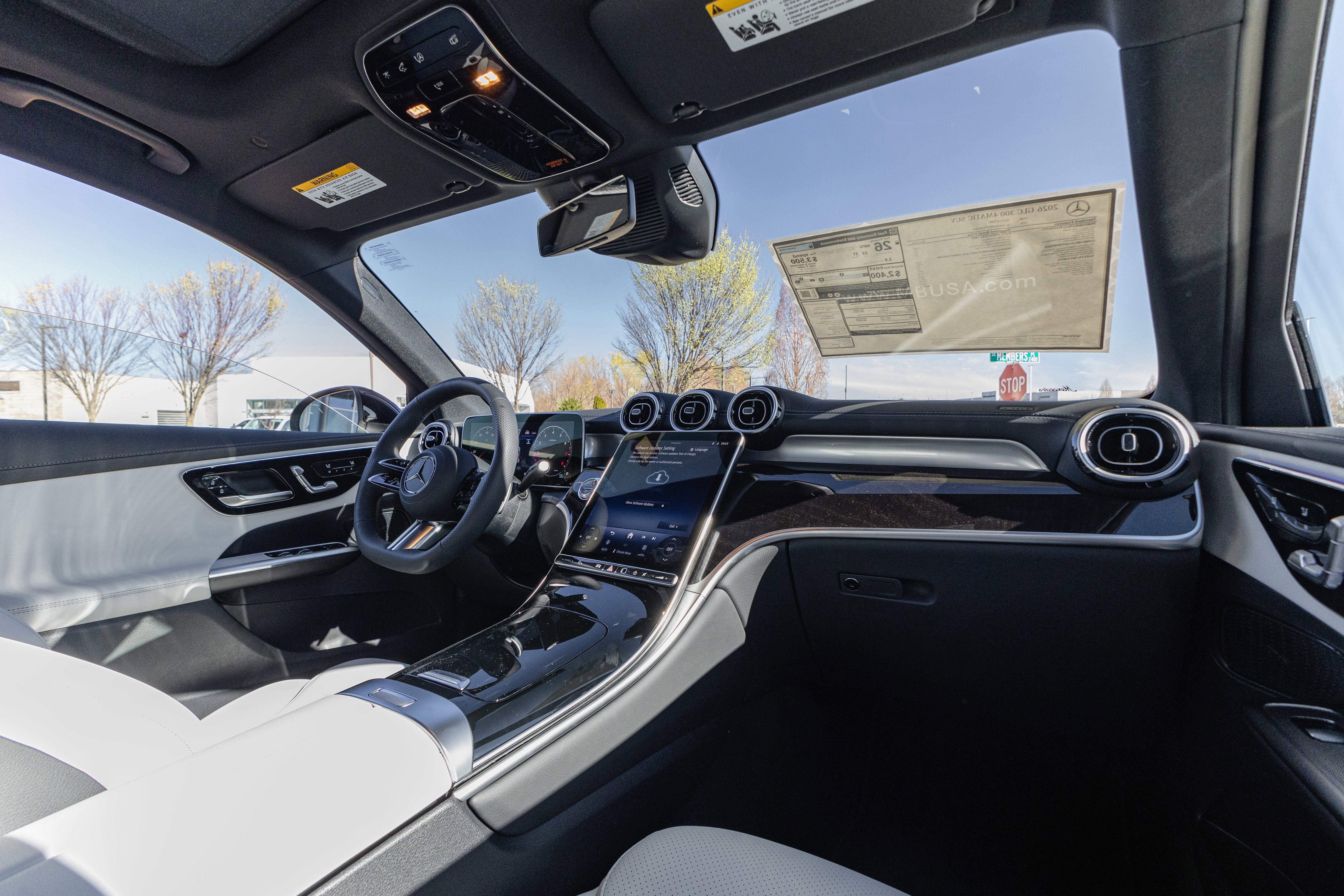 New 2026 Obsidian Black Metallic Mercedes-Benz GLC 300 image 29