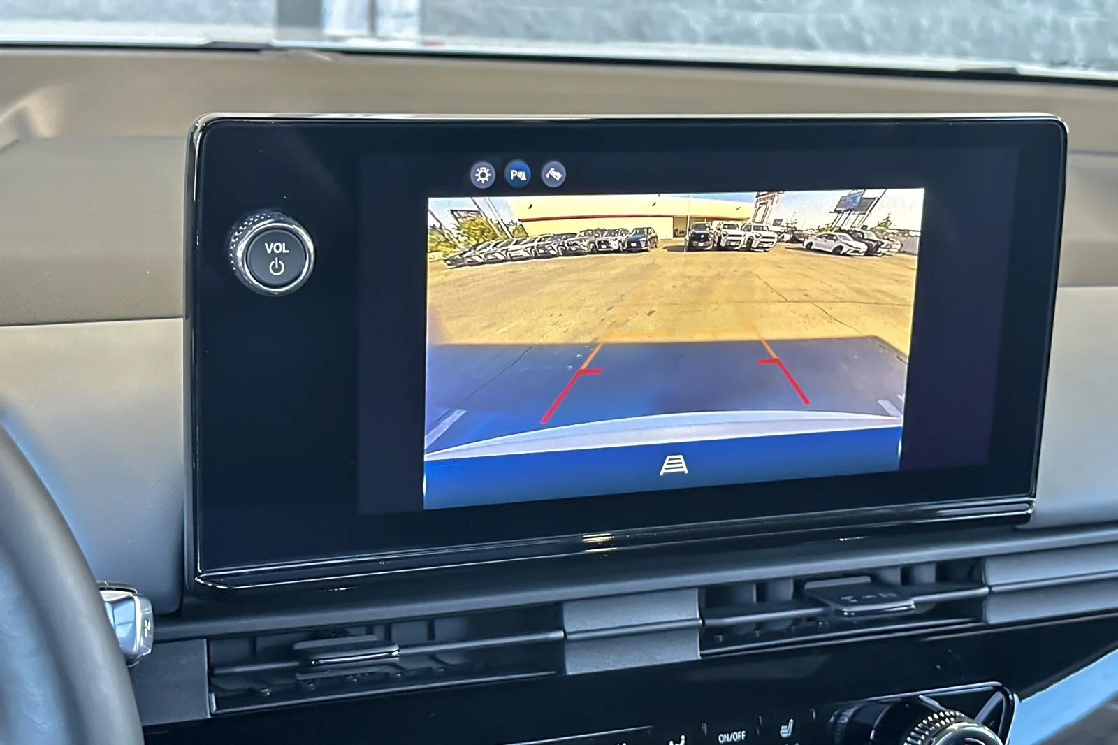 Used 2025 WHITE Honda Touring image 19
