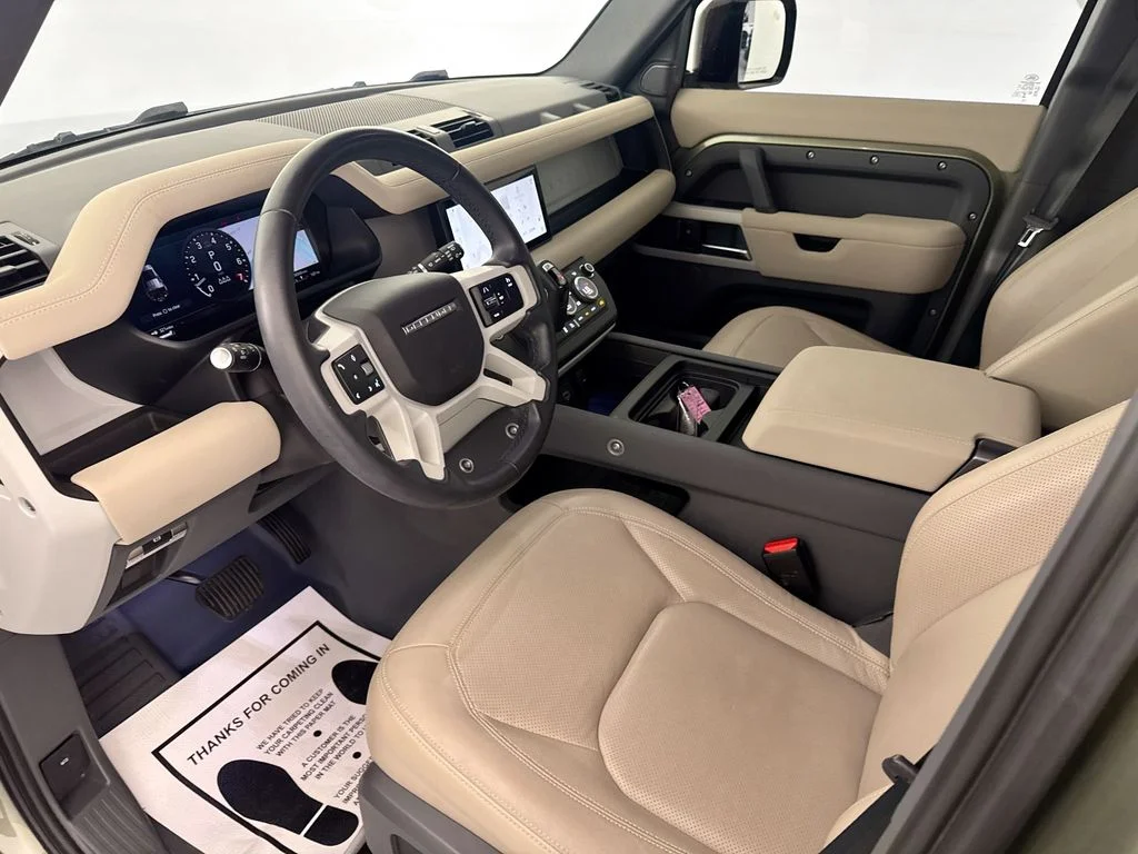 Certified Used 2023 Green Land Rover S image 9