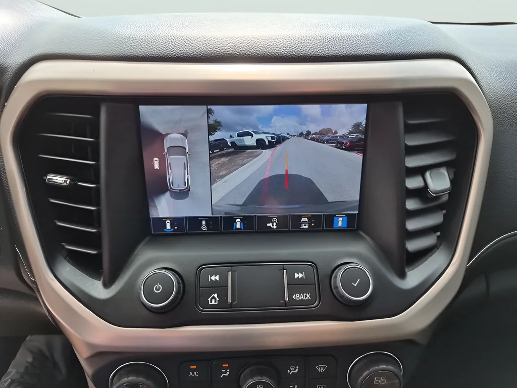 Used 2023 Sterling Metallic GMC Denali image 33