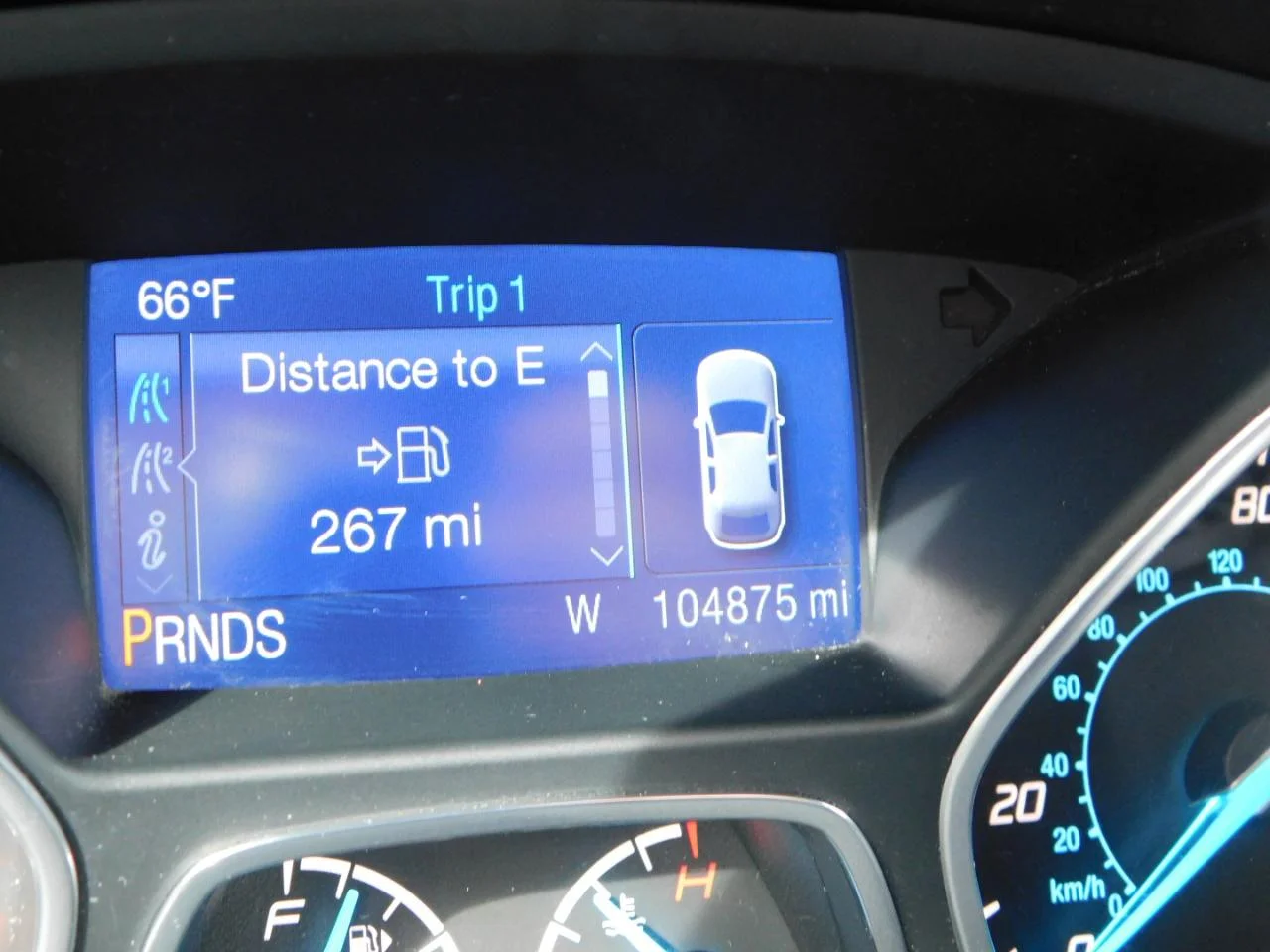 Used 2014 Red Ford FWD 4dr SE image 33