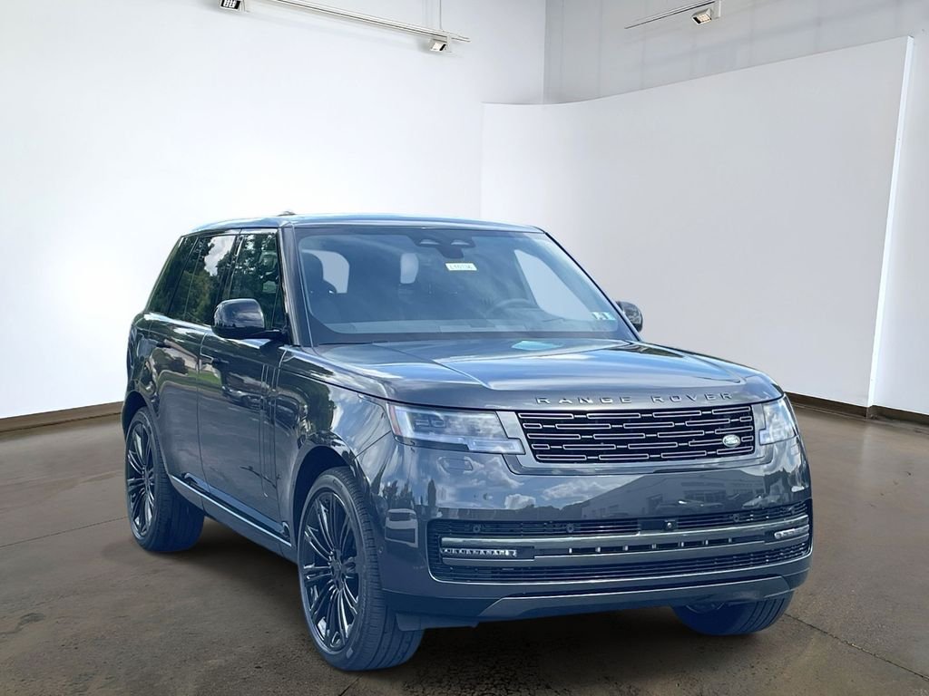 New 2026 Carpathian Grey Land Rover SE image 3