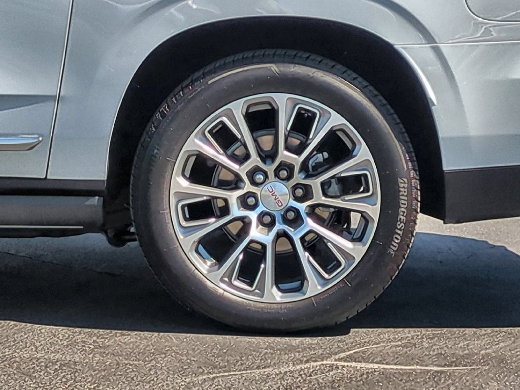 2026 GMC Yukon XL Denali - Photo 40
