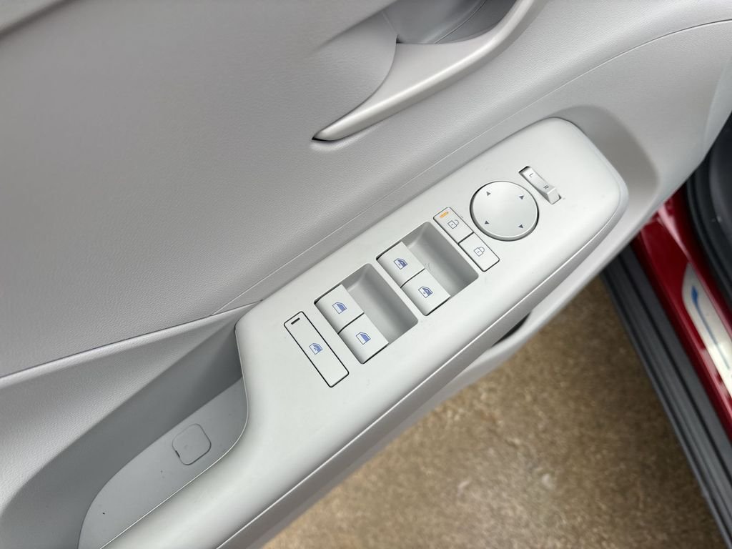 2026 Hyundai Kona SEL Sport - Photo 15