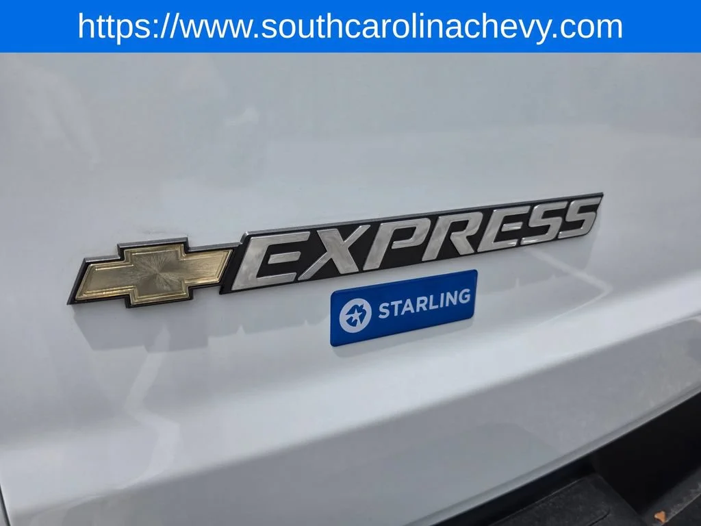 Used 2025 Summit White Chevrolet WT image 37