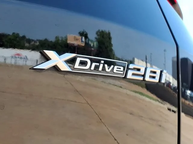 Used 2026  BMW xDrive28i image 26