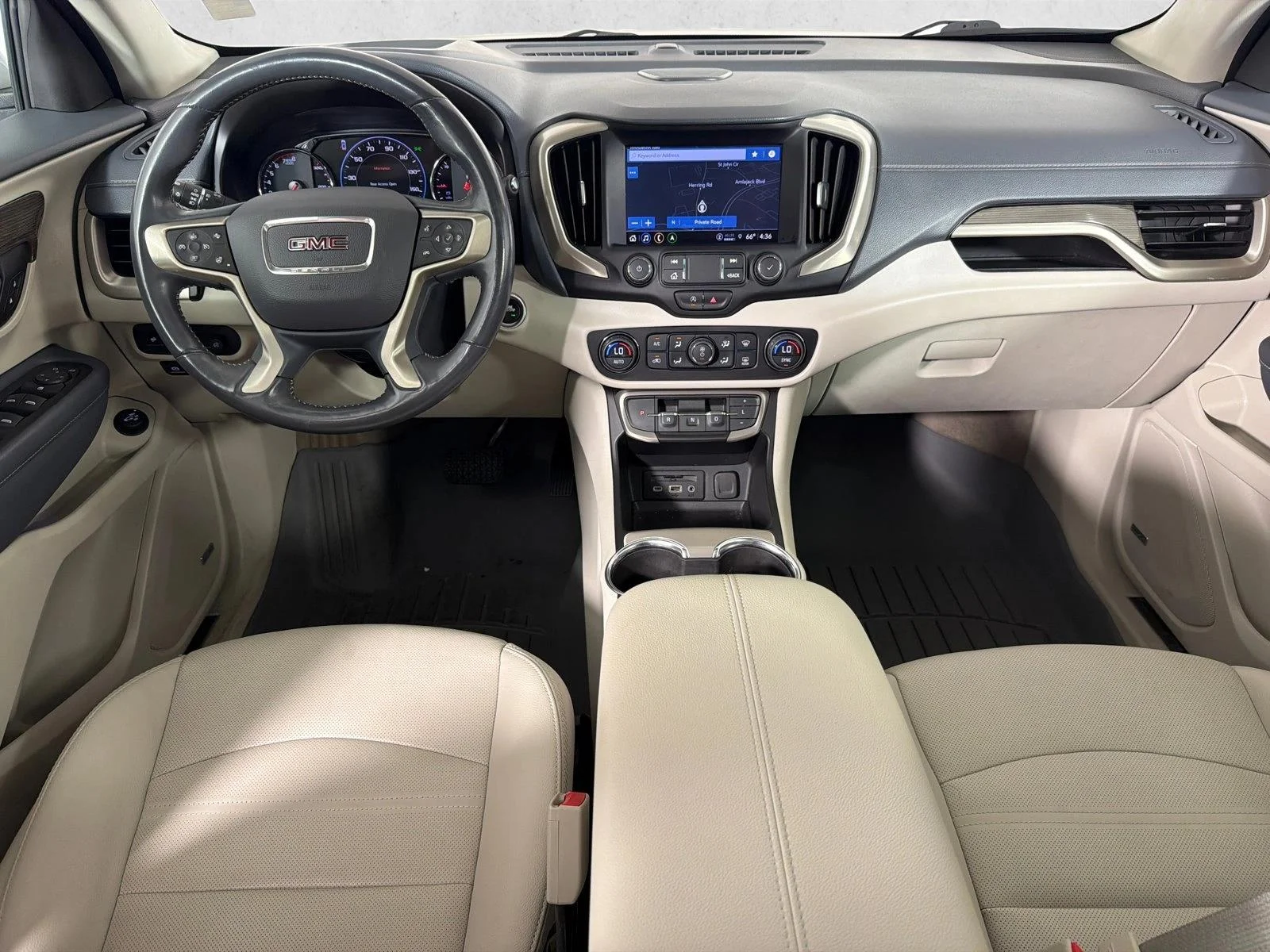 Used 2022 Black GMC Denali image 25