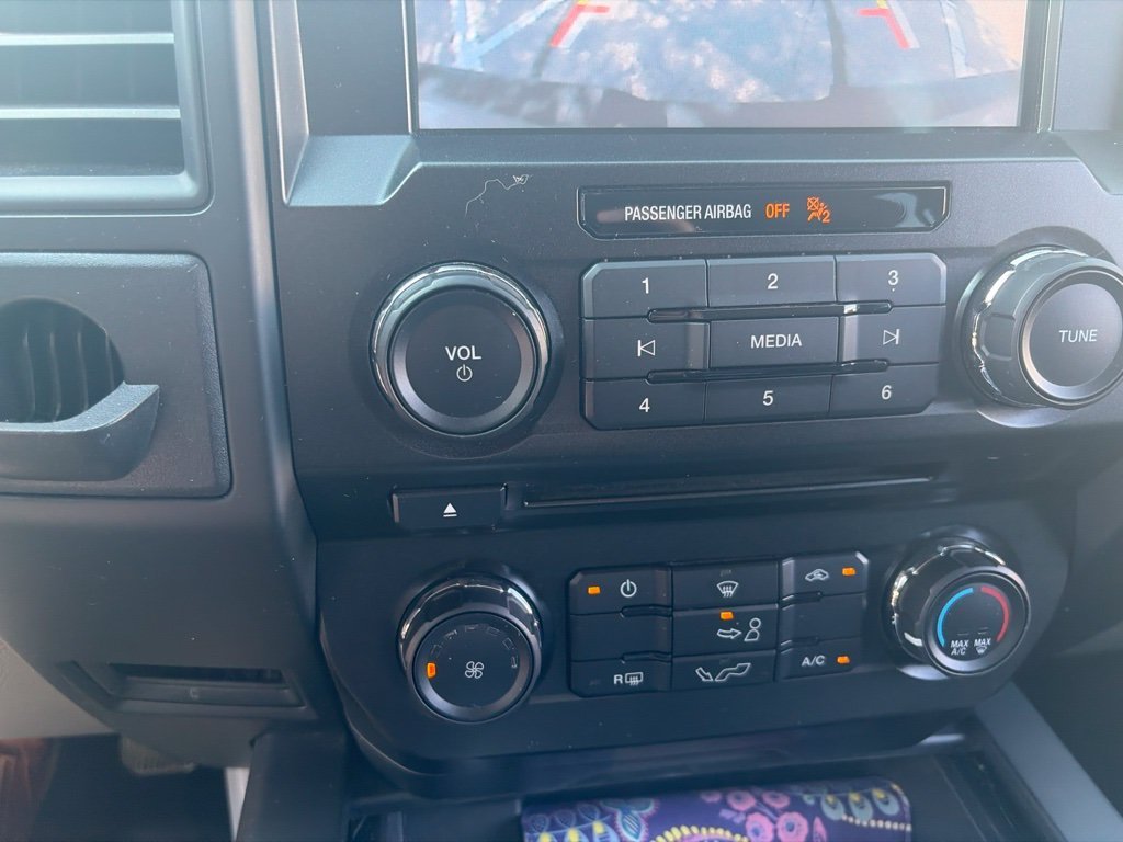 Used 2018 Silver Ford XL image 21