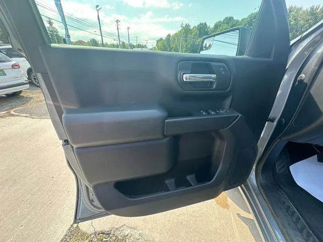 Used 2020 Gray Chevrolet Custom image 24