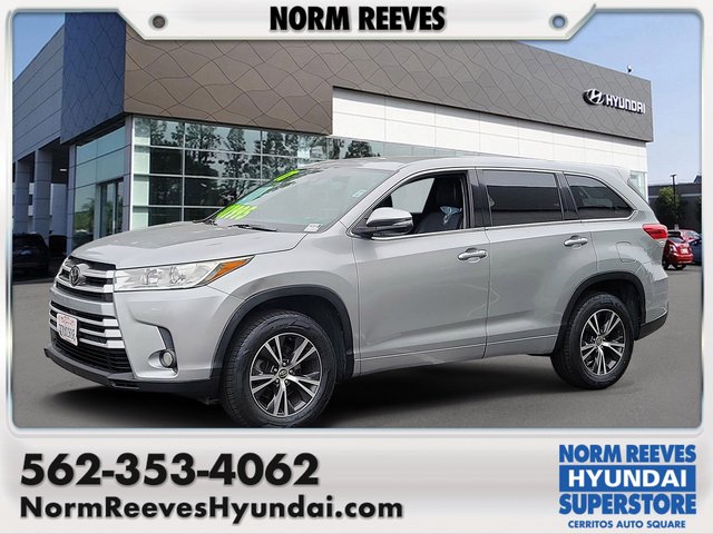 2017 Toyota Highlander 