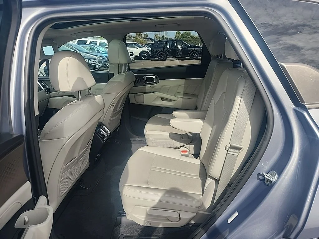 Used 2021 Silver Kia SX image 20