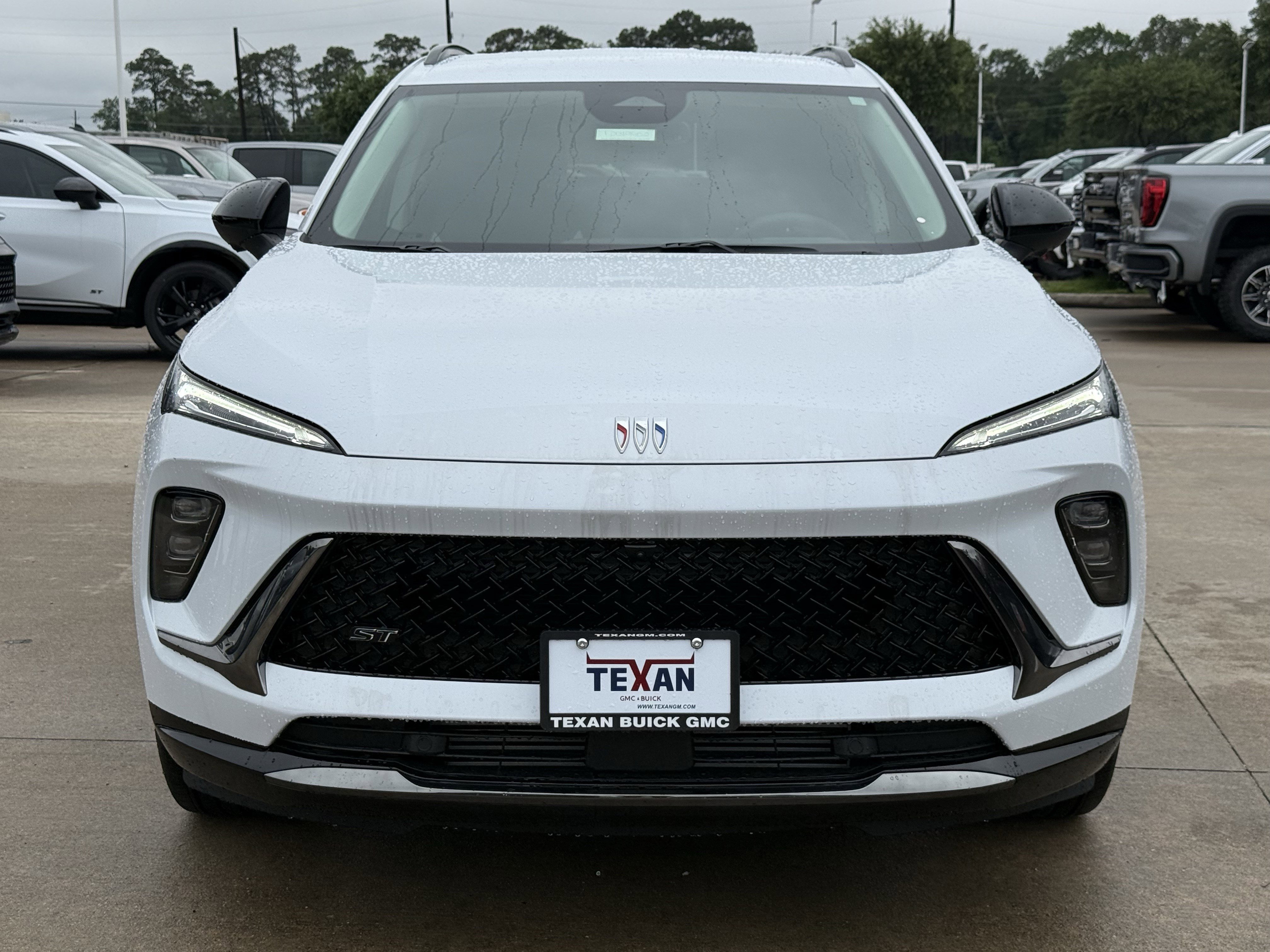 New 2026 Iridescent White Tricoat Buick Sport Touring image 6