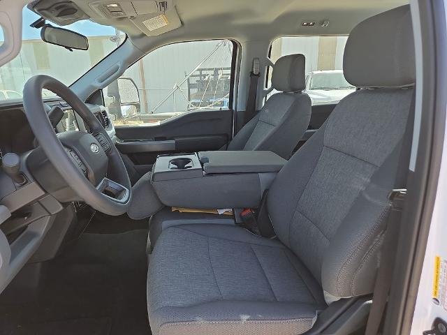 New 2026 Oxford White Ford F-350® XL image 43