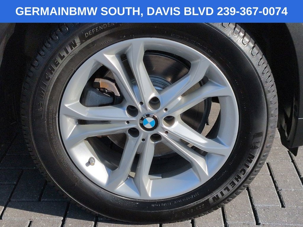 Used 2020 Alpine White BMW xDrive30i image 12