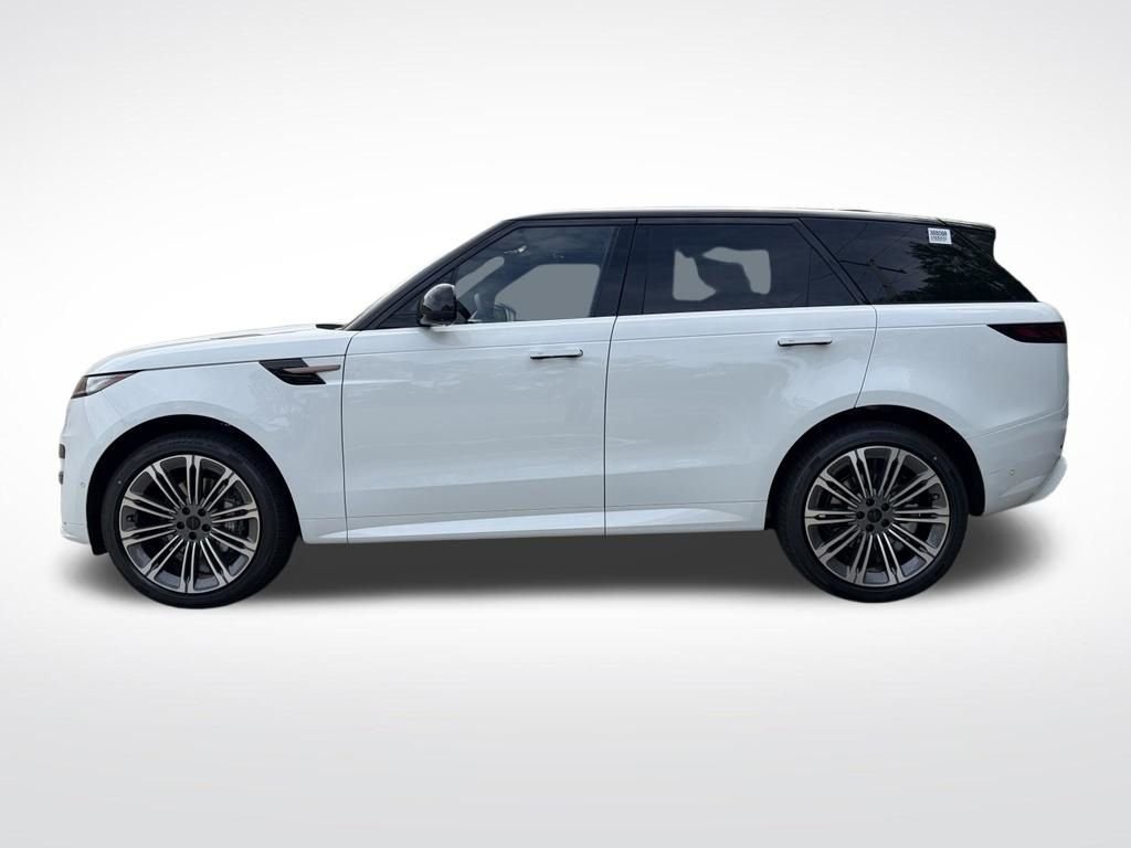New 2026 Fuji White Land Rover Dynamic SE image 5