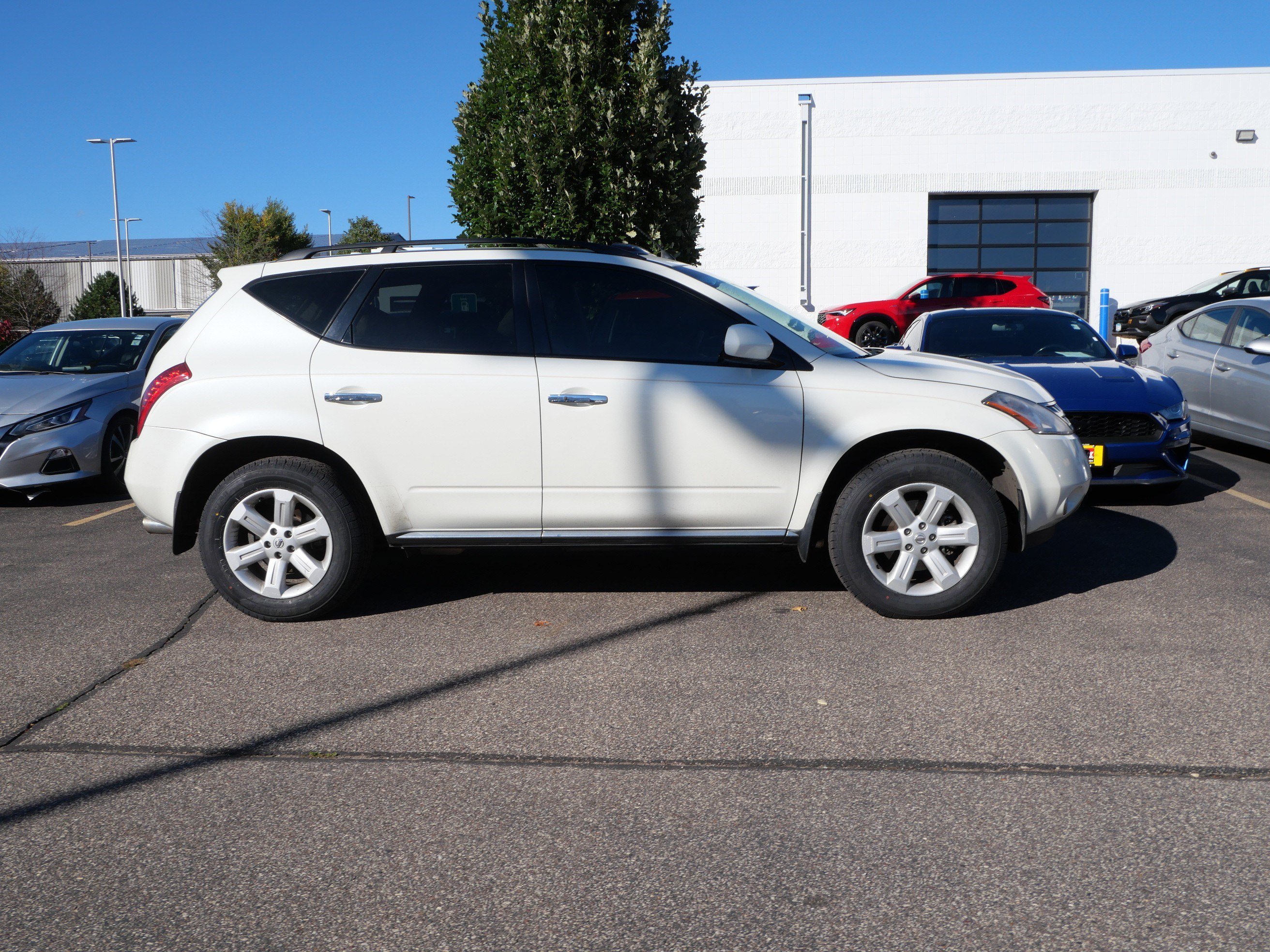 Used 2006 Nissan Murano SL with VIN JN8AZ08W16W552409 for sale in Saint Paul, MN