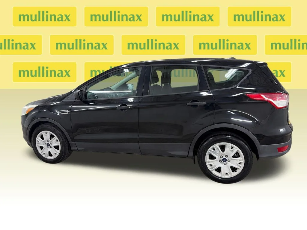Used 2016 Black Ford S image 10