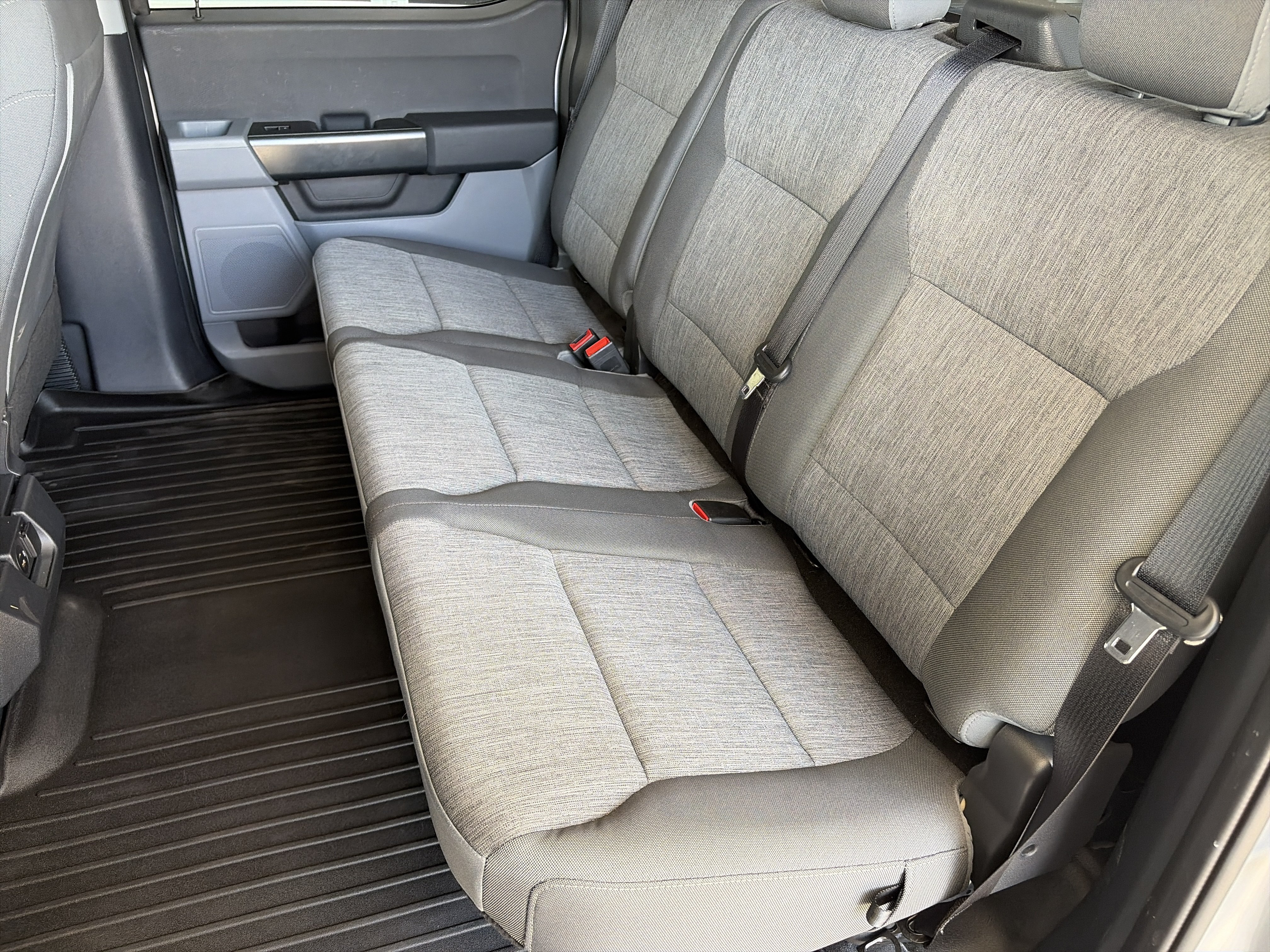 Used 2023 Silver Ford XL image 10