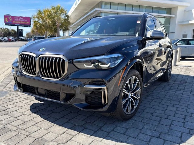 2022 BMW X5 M50i