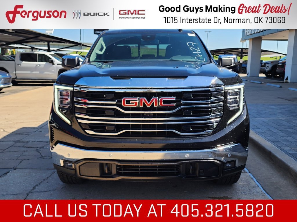 2026 GMC Sierra 1500 SLT - Photo 9