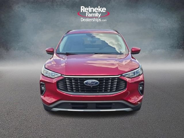 Used 2023 Red Ford Platinum image 2