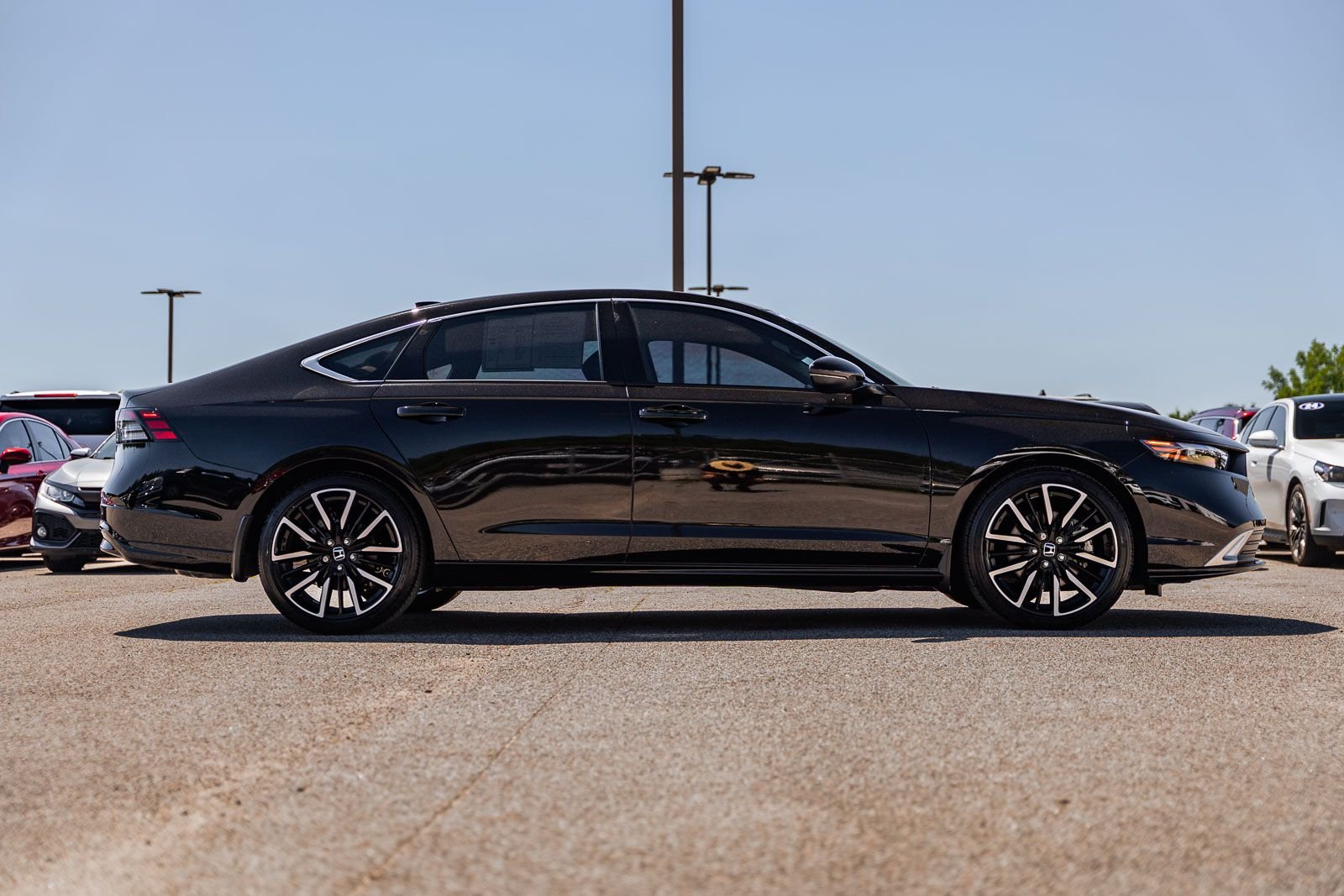 Used 2025  Honda Touring image 8
