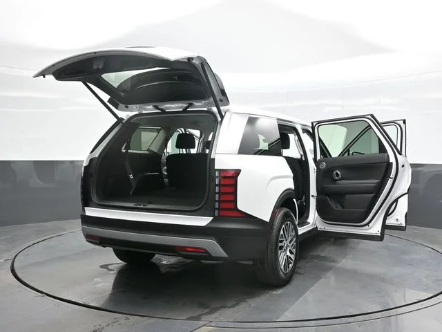 New 2026 White Hyundai SE image 29