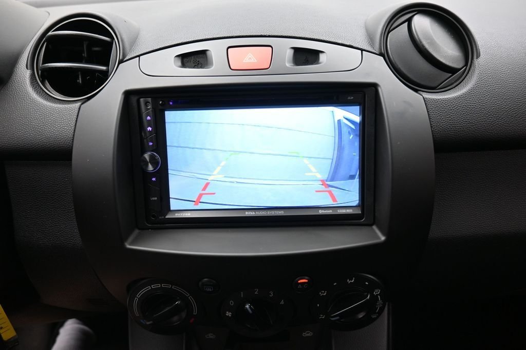 Used 2013  Mazda Sport image 23