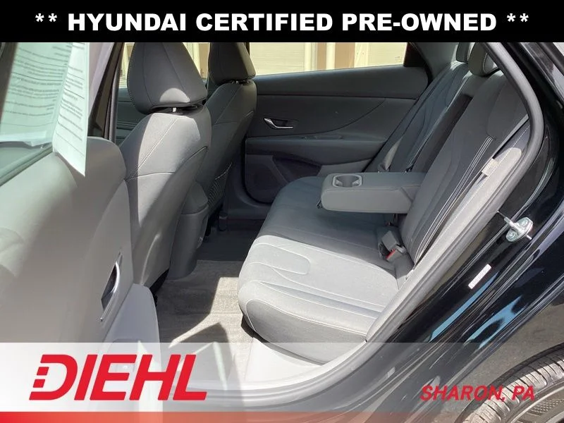 2024 Hyundai Elantra SEL - Photo 16