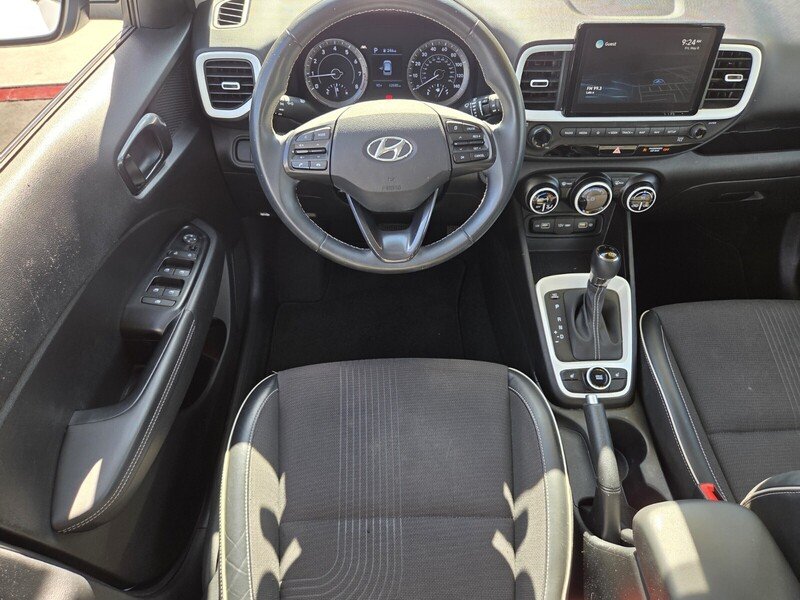 Used 2022 White Hyundai Limited image 12