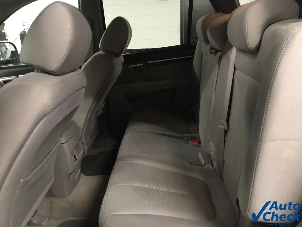 Used 2007 Blue Hyundai  image 26