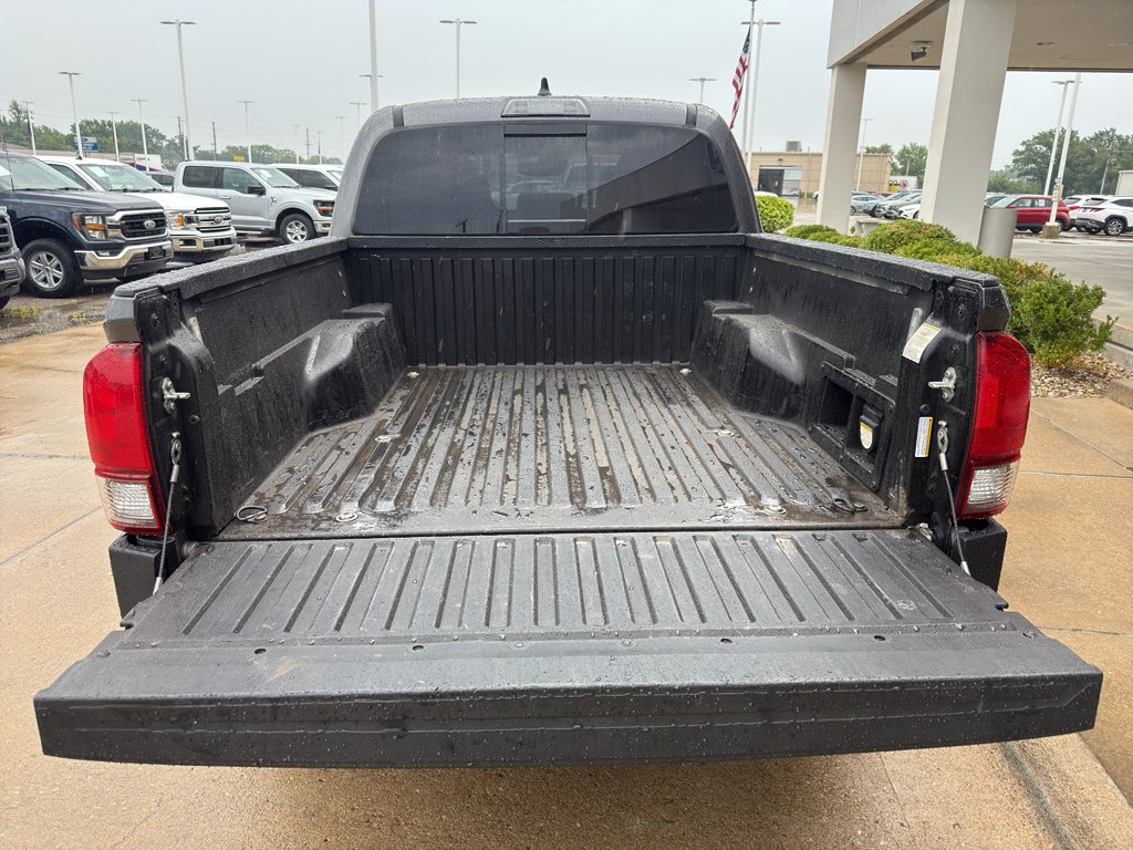 Used 2022 Magnetic Gray Metallic Toyota SR5 image 5