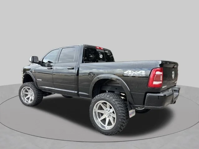 Used 2022 Black Ram Laramie image 8