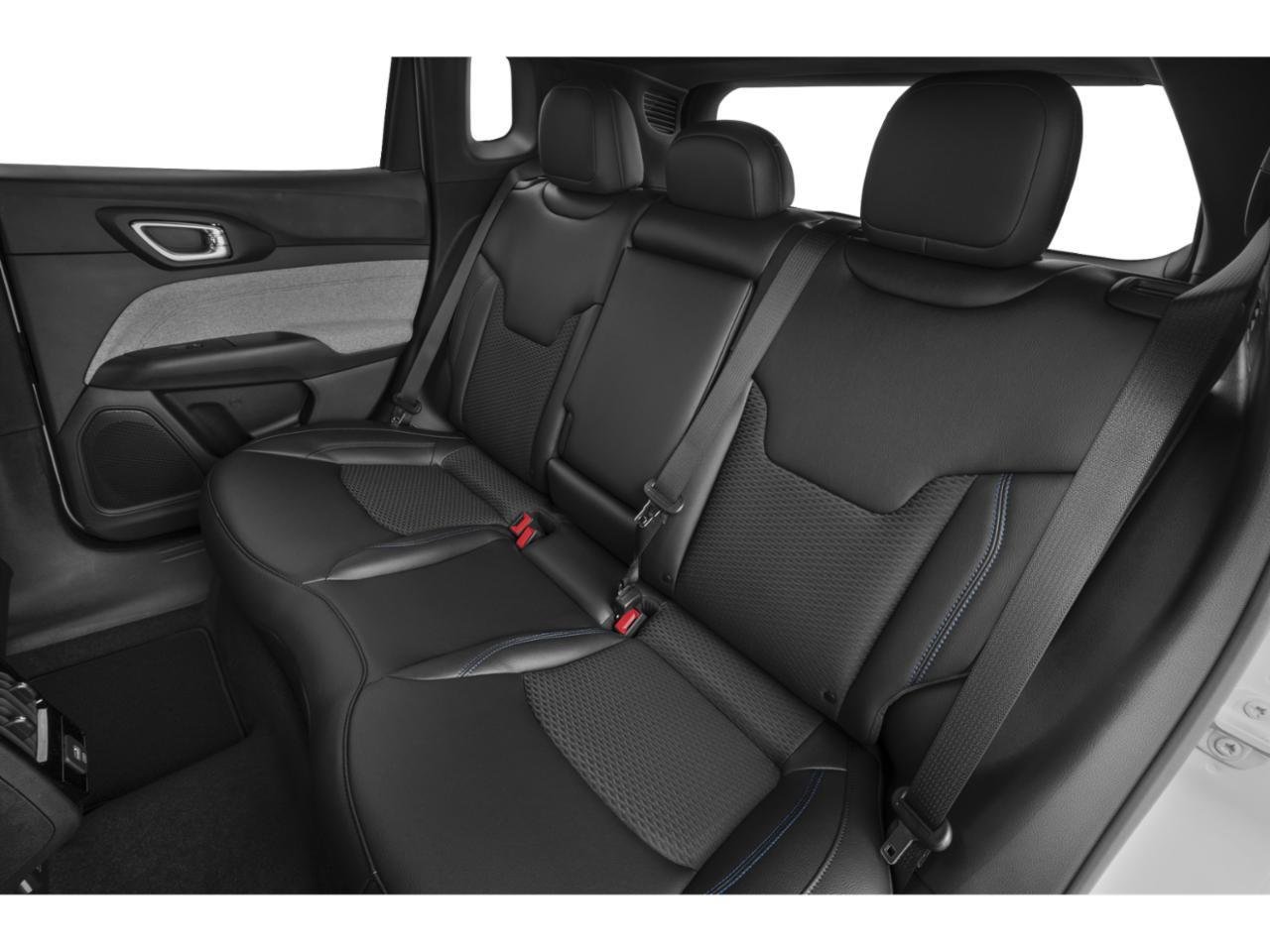 New 2026 Red Hot Pearl-Coat Exterior Paint Jeep Limited image 7