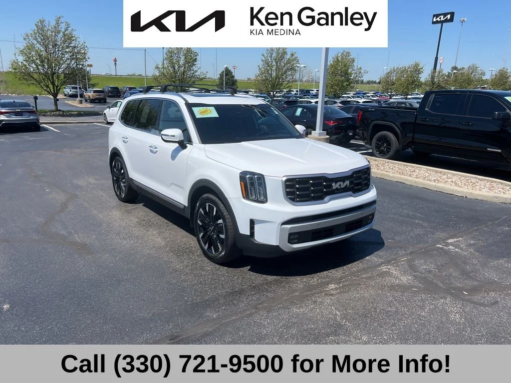 Certified Used 2024 White Kia SX image 7