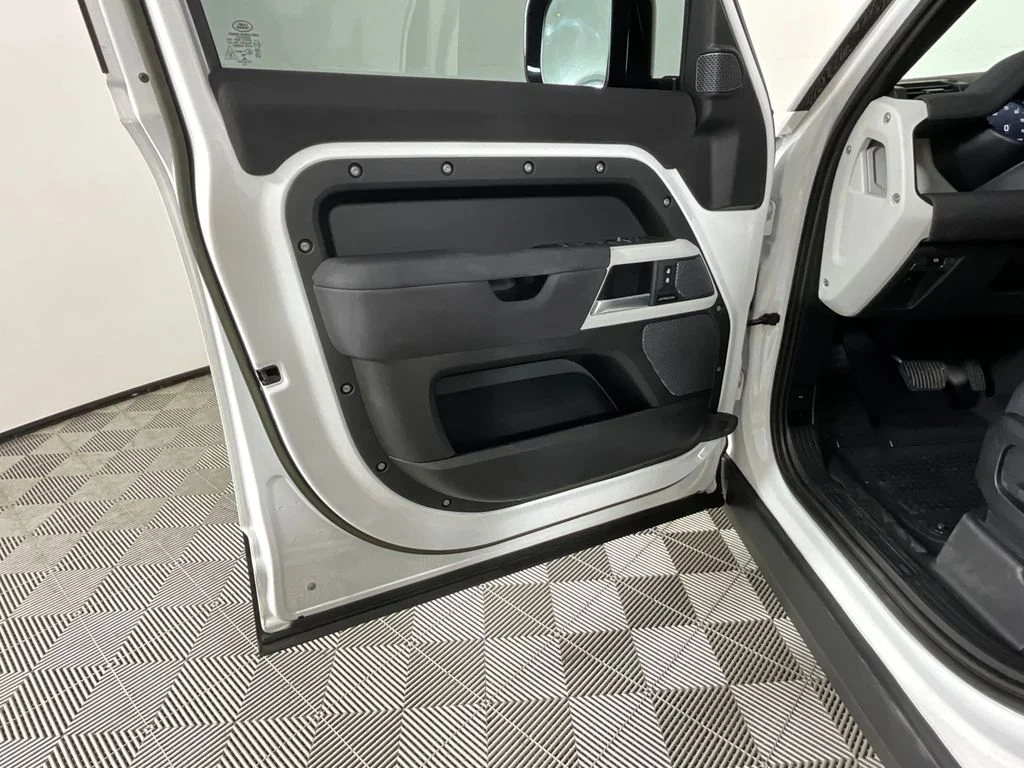 Certified Used 2023 White Land Rover S image 16